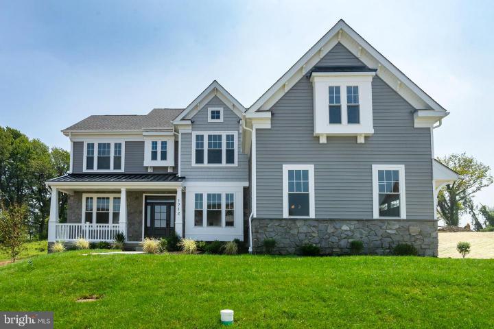 Photo of 156 Lexington Manor