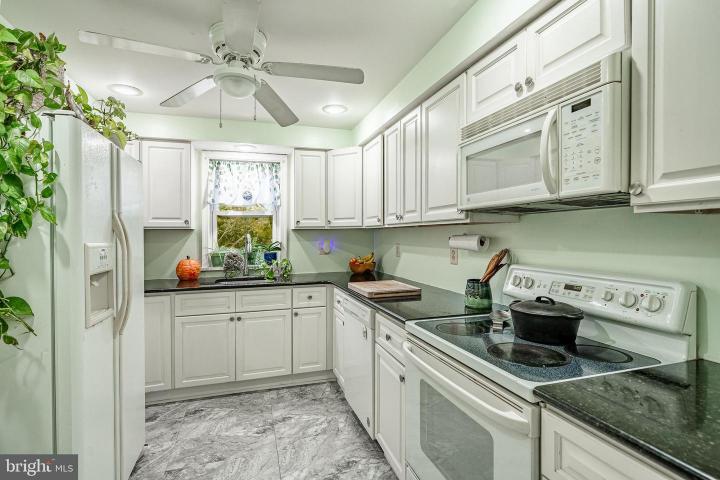 Photo of 430 4th Avenue, Parkesburg PA