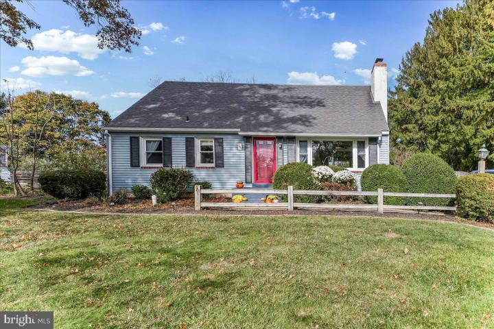 Photo of 2945 Strasburg Road