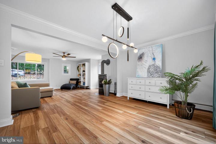 Photo of 575 W Valley Road