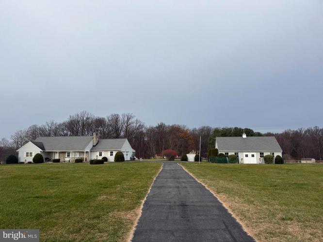 Photo of 665 Chesterville Road