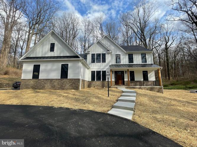 Photo of 380 Zynn Road