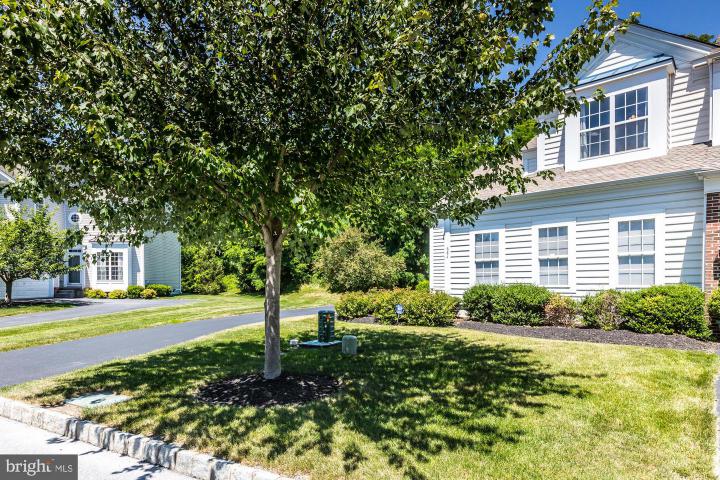 Photo of 684 Churchill Road