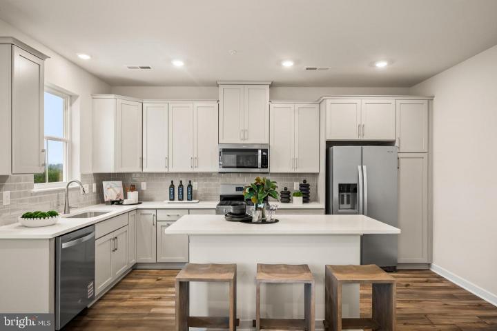 Photo of 826 Graphite Drive