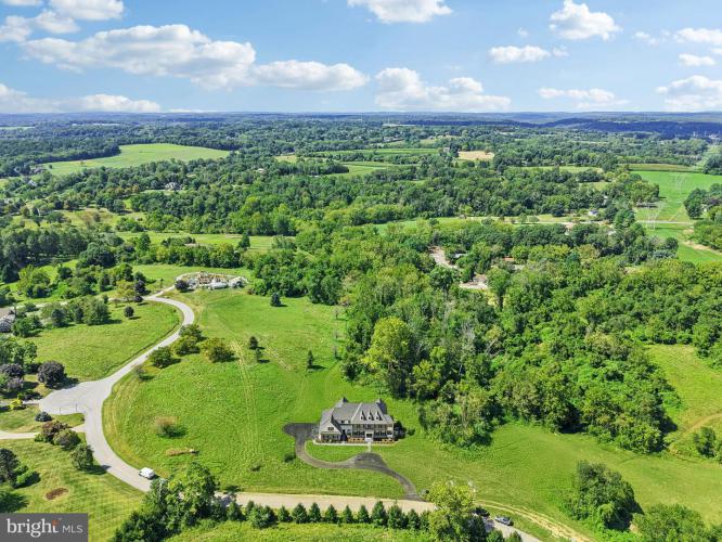 Photo of 1339 Carolannes Way B4