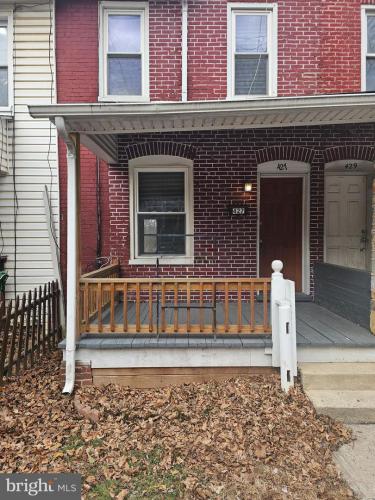 Photo of 427 Oak Street