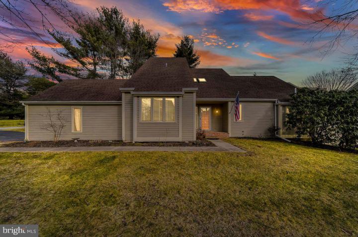 Photo of 1112 Mews Lane