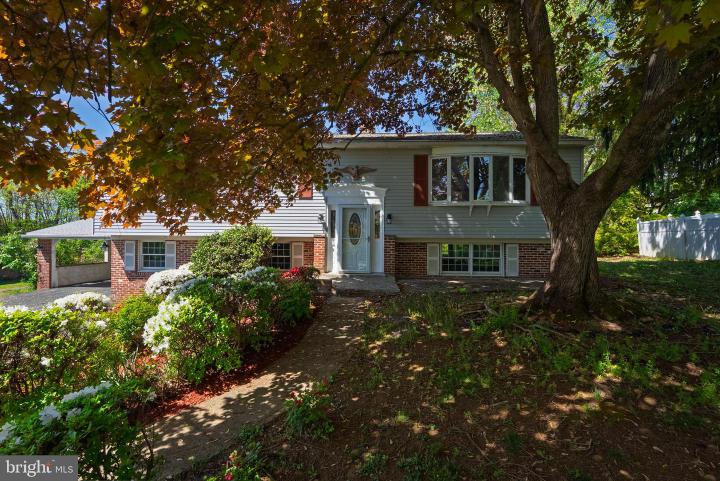 Photo of 1038 Phoenixville Pike
