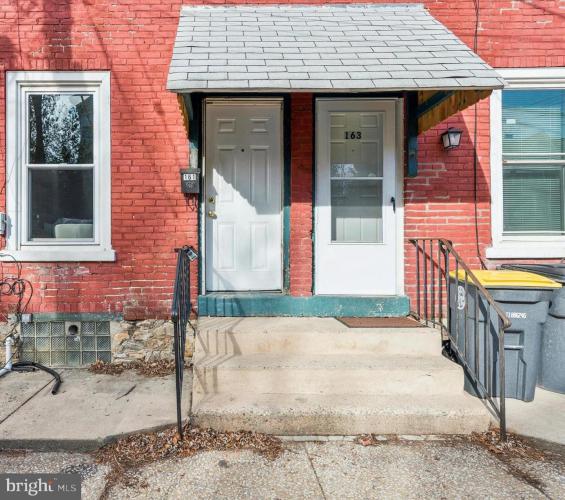 Photo of 161 Jefferson Avenue