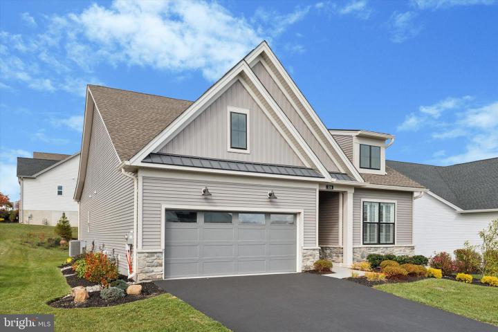 Photo of 709 Appaloosa Road