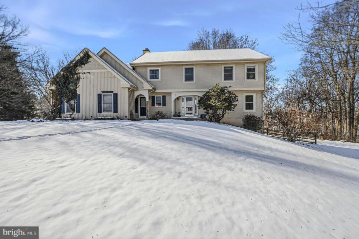 Photo of 5 Roosevelt Way