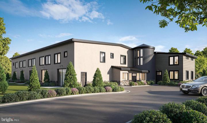 Photo of 447 Greenridge Rd