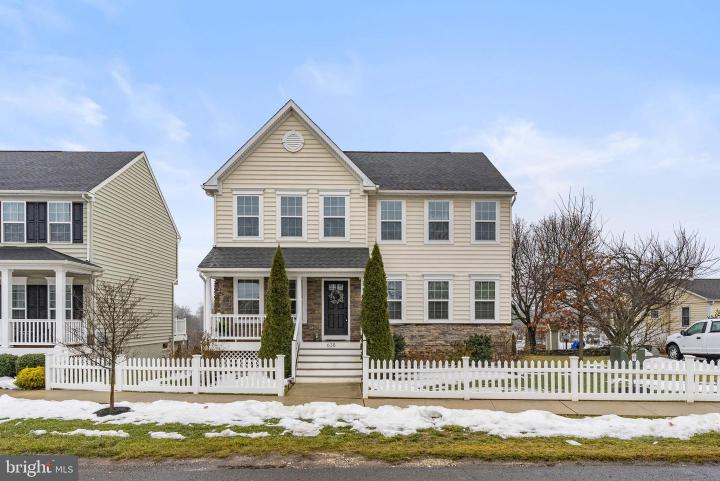 Photo of 638 Bridge Street