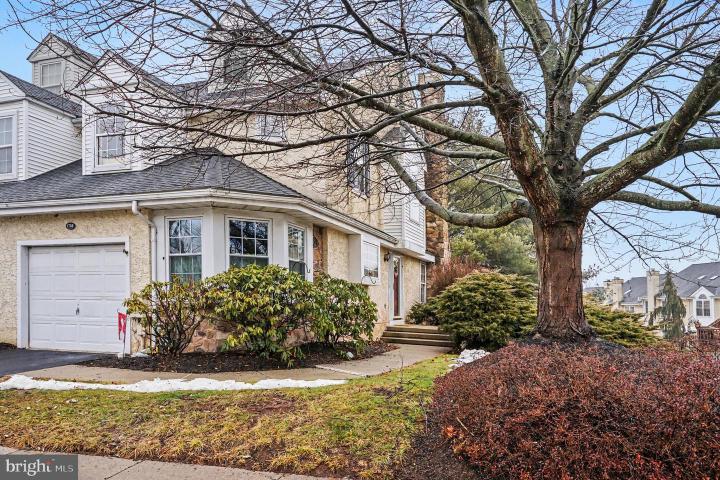 Photo of 1706 Coventry Pointe Lane, Pottstown PA