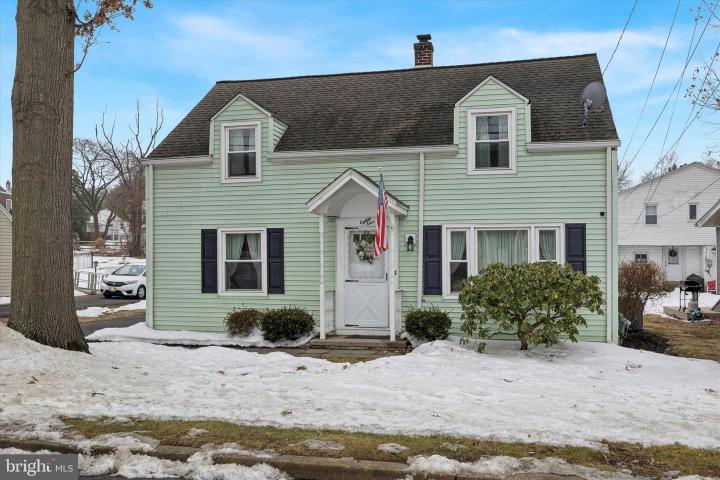 Photo of 84 W Schuylkill Road