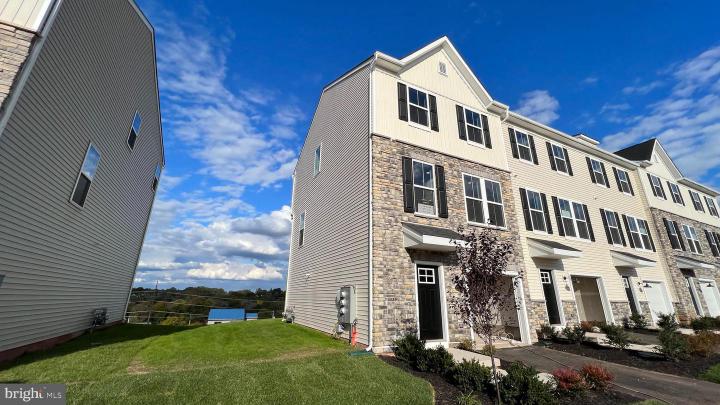 Photo of 839 Pecan Road