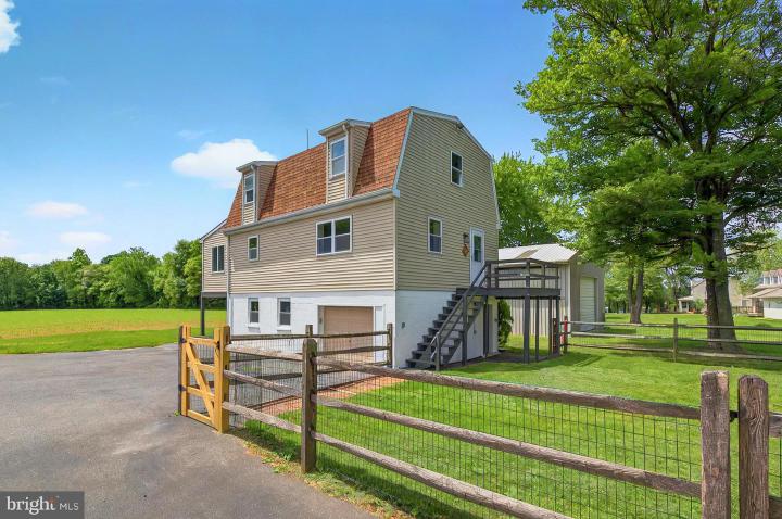 Photo of 222 Old Racetrack Road