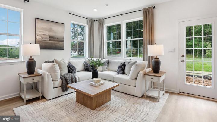 Photo of 242 Derby Drive