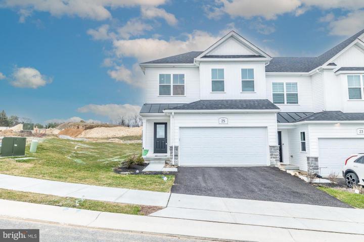 Photo of 25 Valley Oak Road