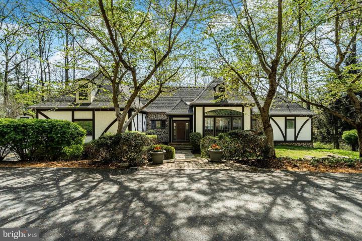 Photo of 835 County Park Road