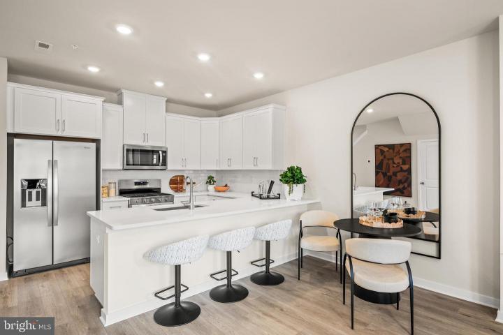 Photo of 221 Bronze Street