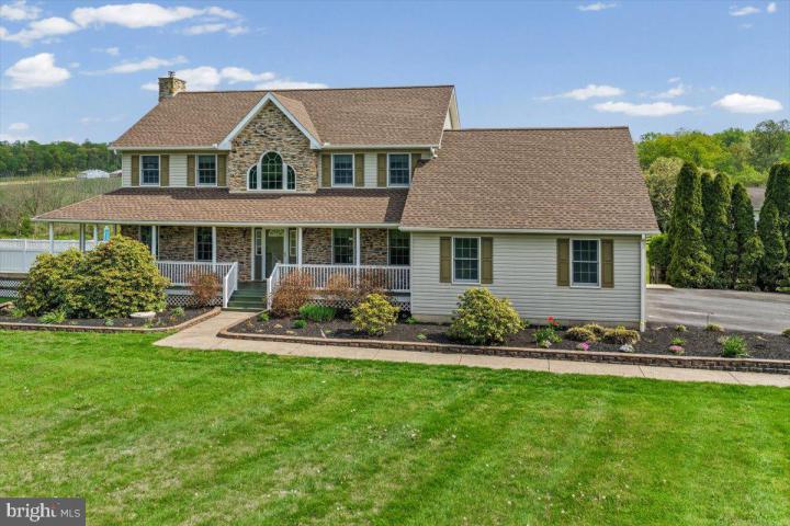 Photo of 684 Waterway Road