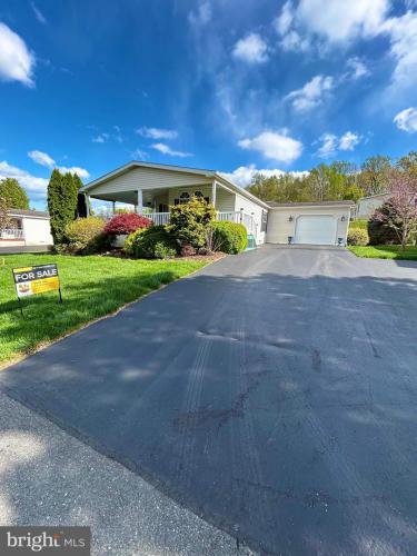 Photo of 548 Conestoga Drive