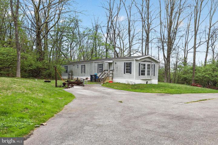 Photo of 1451 Old Pottstown Pike