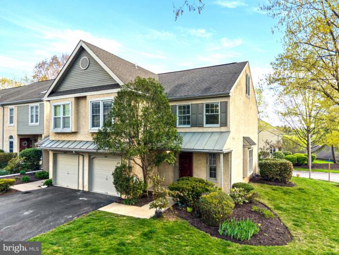 Photo of 1309 Halifax Court