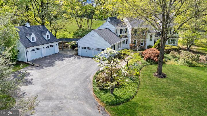 Photo of 701 Haldane Drive