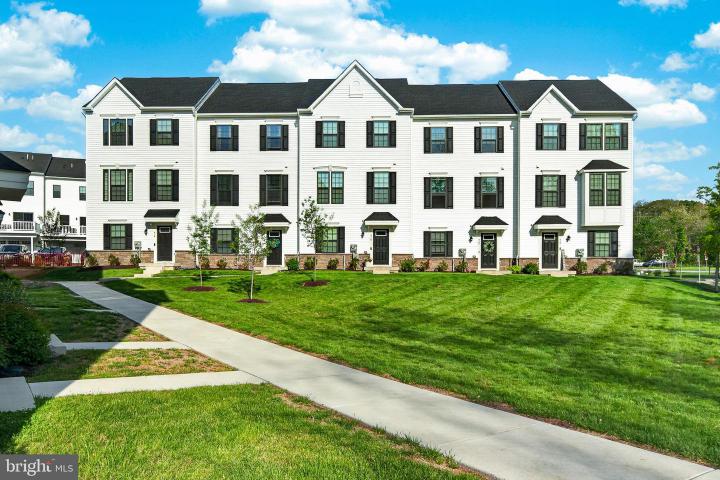 Photo of 418 Pitch Pine Way