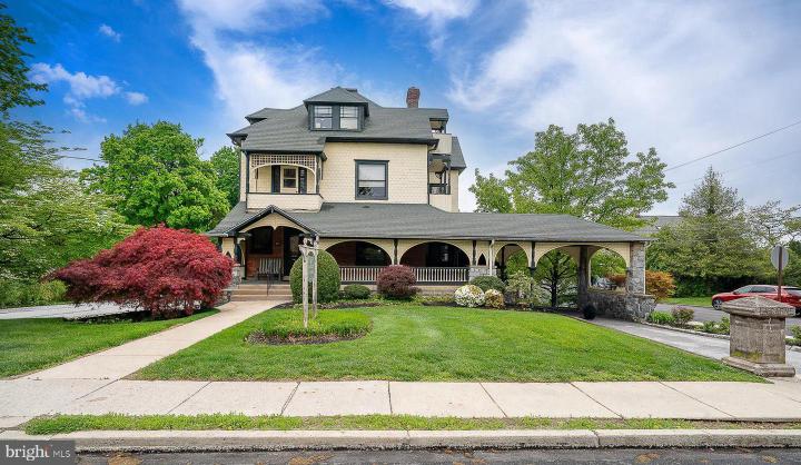 Photo of 61 Cassatt Avenue