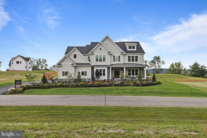 Photo of 157 Lexington Manor