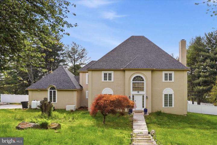 Photo of 1103 Clover Hill Drive