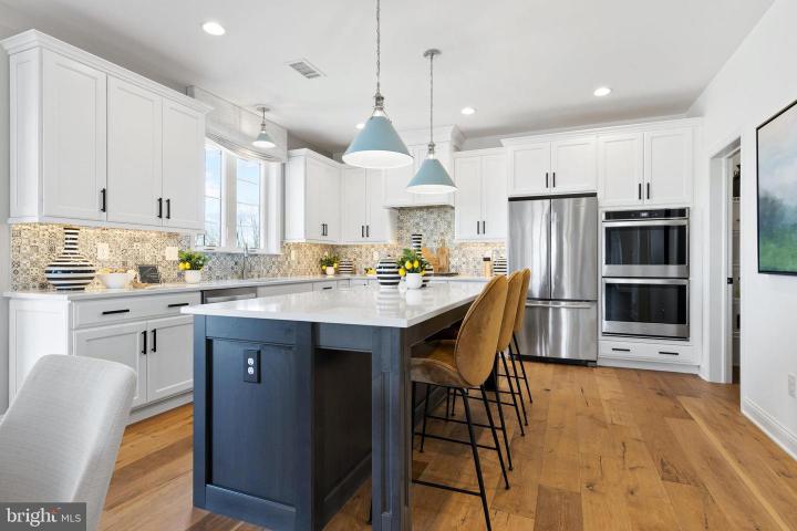 Photo of 147 Lexington Manor