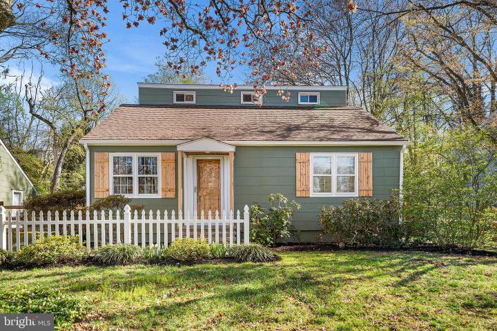 Photo of 1240 E Strasburg Road