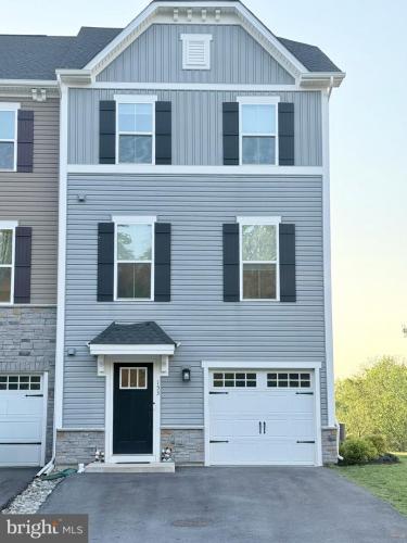 Photo of 153 Glory Maple Lane