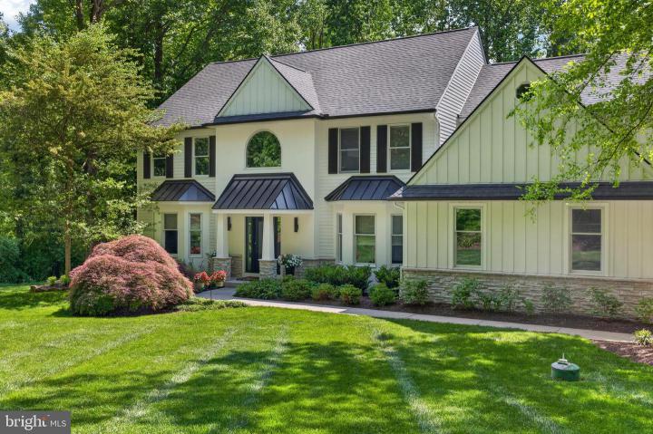 Photo of 207 Kathleen Way