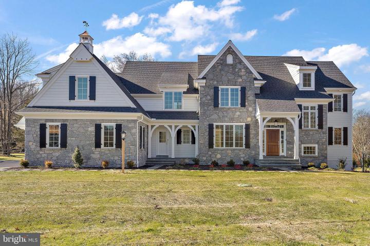 Photo of Estates At Howell Ridge