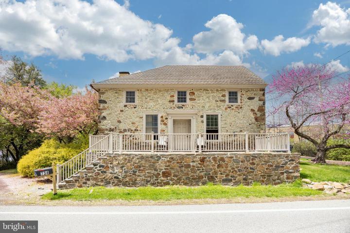 Photo of 734 N Chester Road