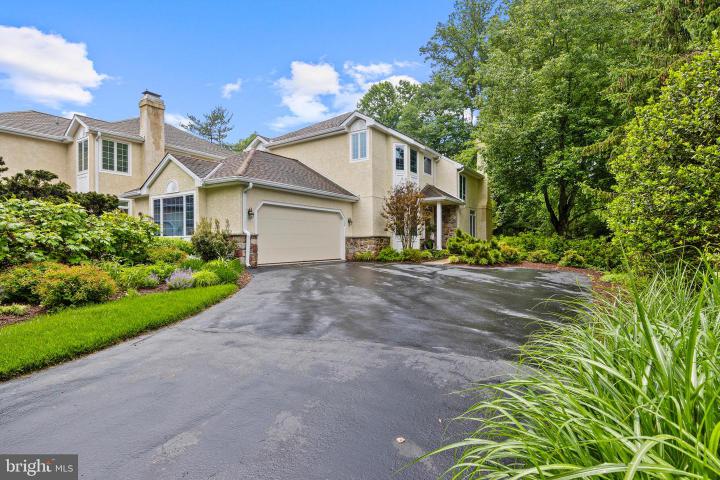 Photo of 124 Piqua Circle, Berwyn PA