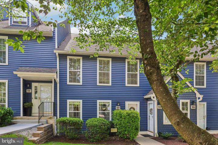Photo of 1009 Roundhouse Court 3