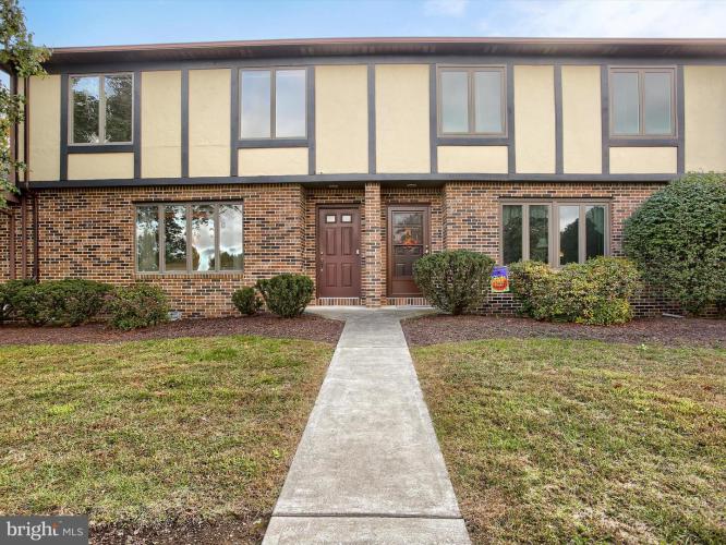 Photo of 3877 N Sarayo Circle, Harrisburg PA