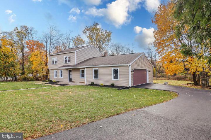 Photo of 2198 Gale Drive