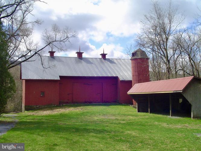 Photo of 1231 Clarks Valley Road, Dauphin PA