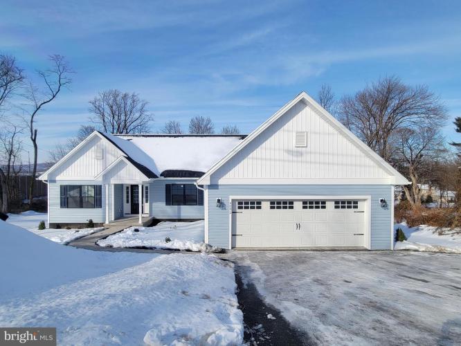 Photo of 4092 Ridgeview Road, Harrisburg PA