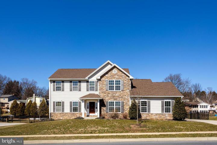 Photo of 5988 Camden Drive, Harrisburg PA