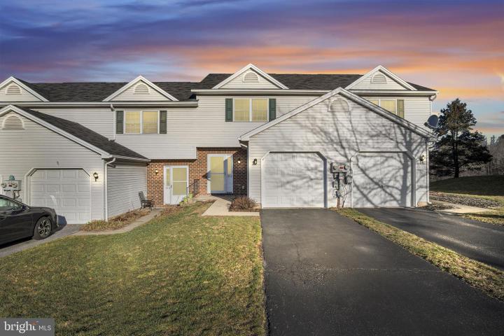 Photo of 7214 Huntingdon Street