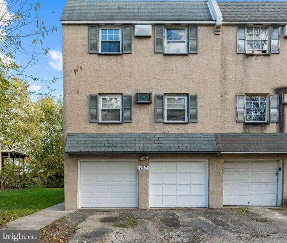 157 N Avenue, Lansdowne PA 19050 for sale by EveryHome Realtors