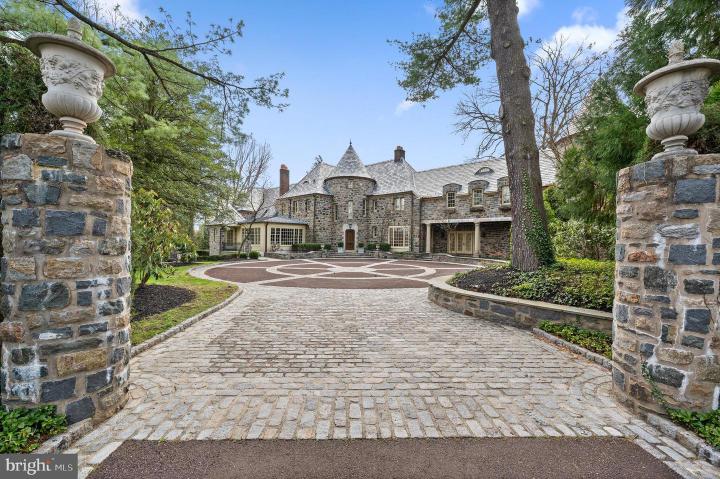 , Villanova PA 19085 for sale by EveryHome Realtors